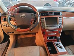 تۆیۆتا کراون